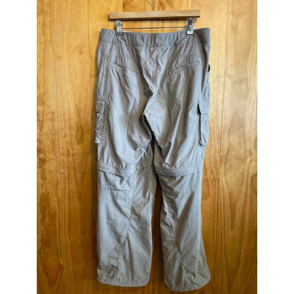 Size Medium Mountain Hardwear Men's Hiking Pants